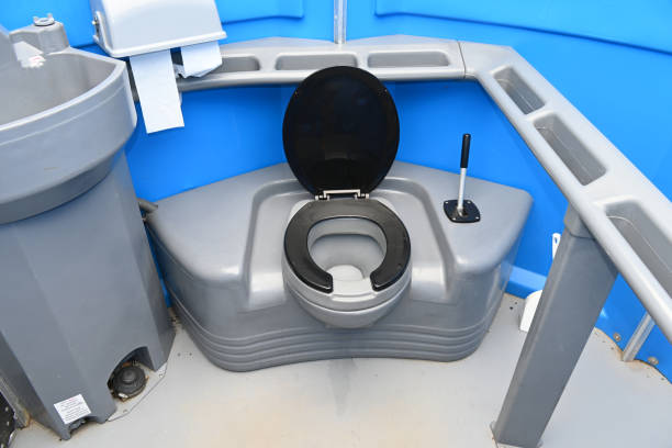 Portable Toilet Options We Offer in Bluffton, OH